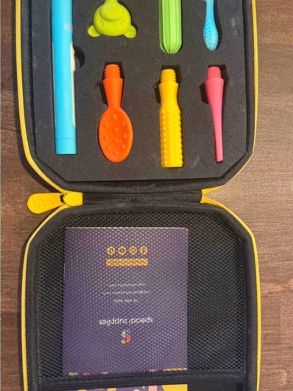 Buzz Buddy Oral Motor Sensory Tool + 6 Tips & Case